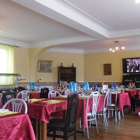 Hotel L'Escale Gourmande Châlus Exteriér fotografie
